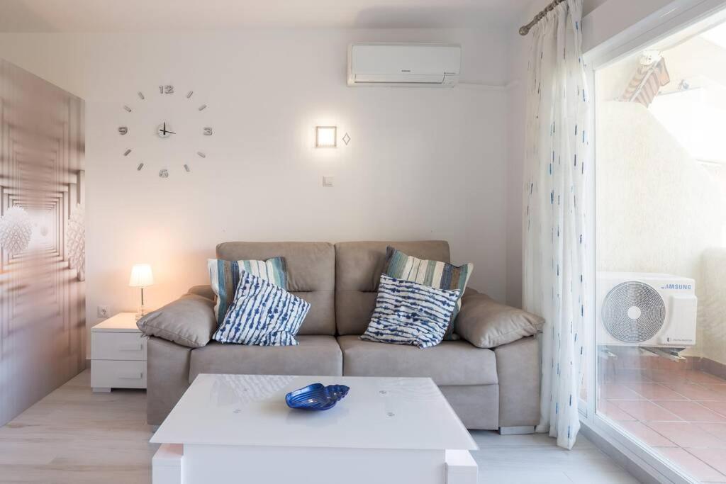 Sol Apartment - C&G Benal Beach بينالماذينا المظهر الخارجي الصورة